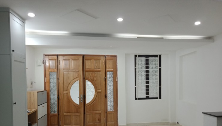 Cho thuê nhà ngõ 192 Lê Trọng Tấn. Ô tô tận cửa, 5 tầng, 30m2, 4 ngủ, 15 Triệu (có thương lượng)
